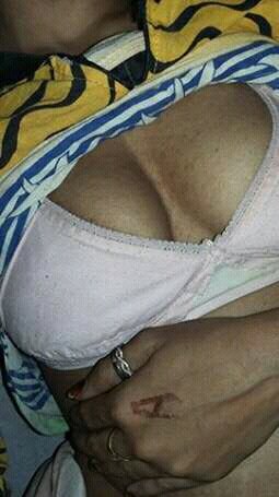 Tight Muslim girl Boobs