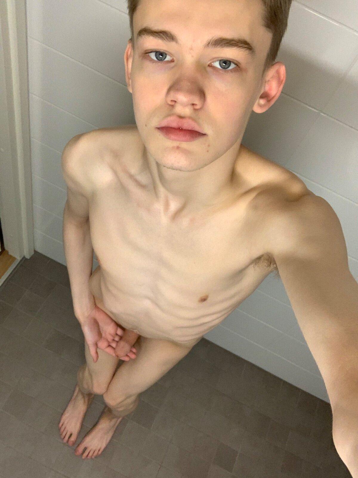 Fag exposed