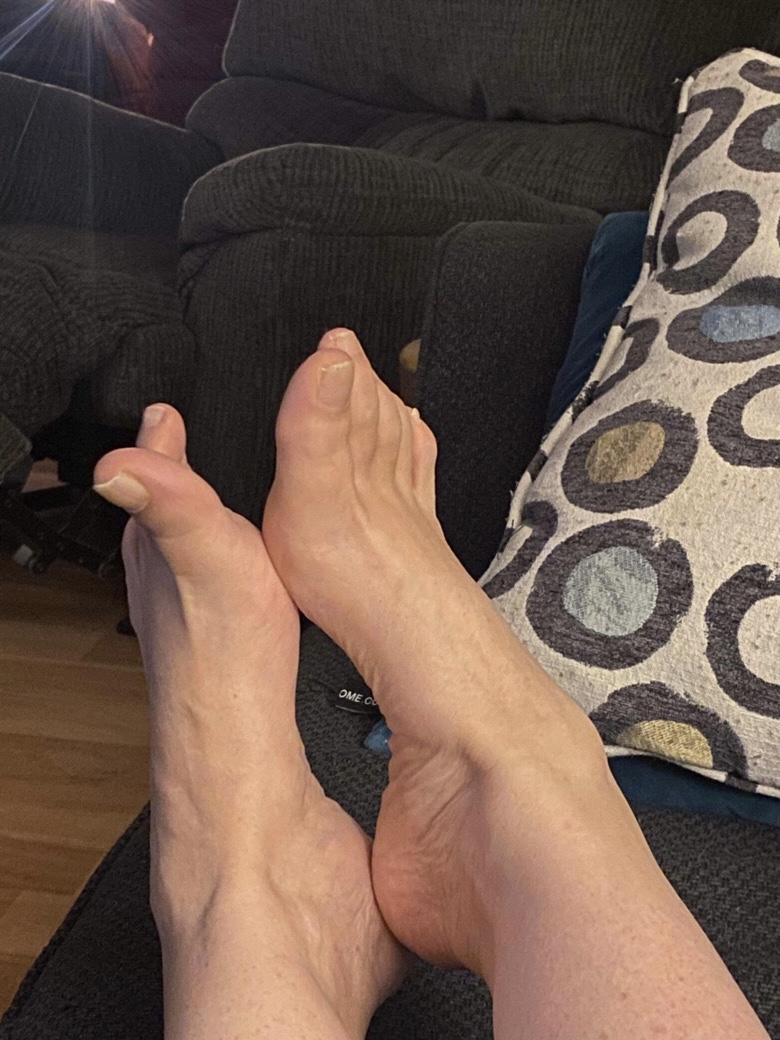 mature michelles feet
