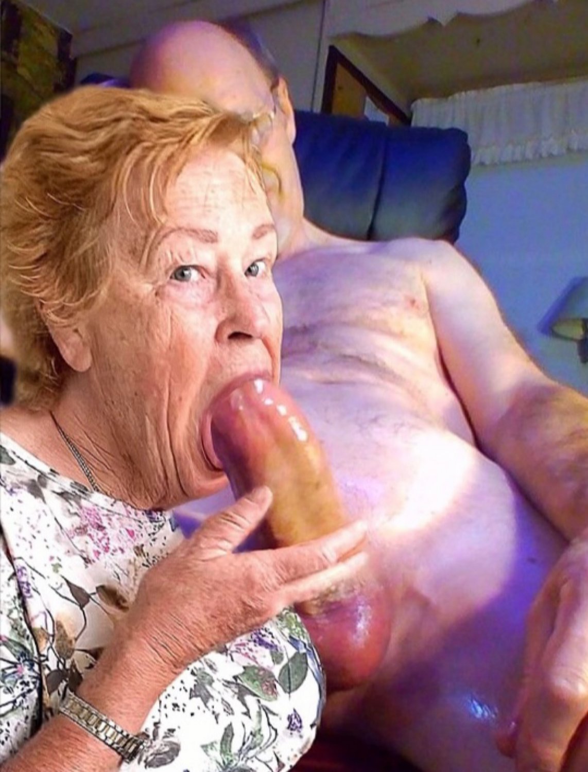 PICunt com Cock SuckingCathy Slut Granny Sucking Off Neighbour  