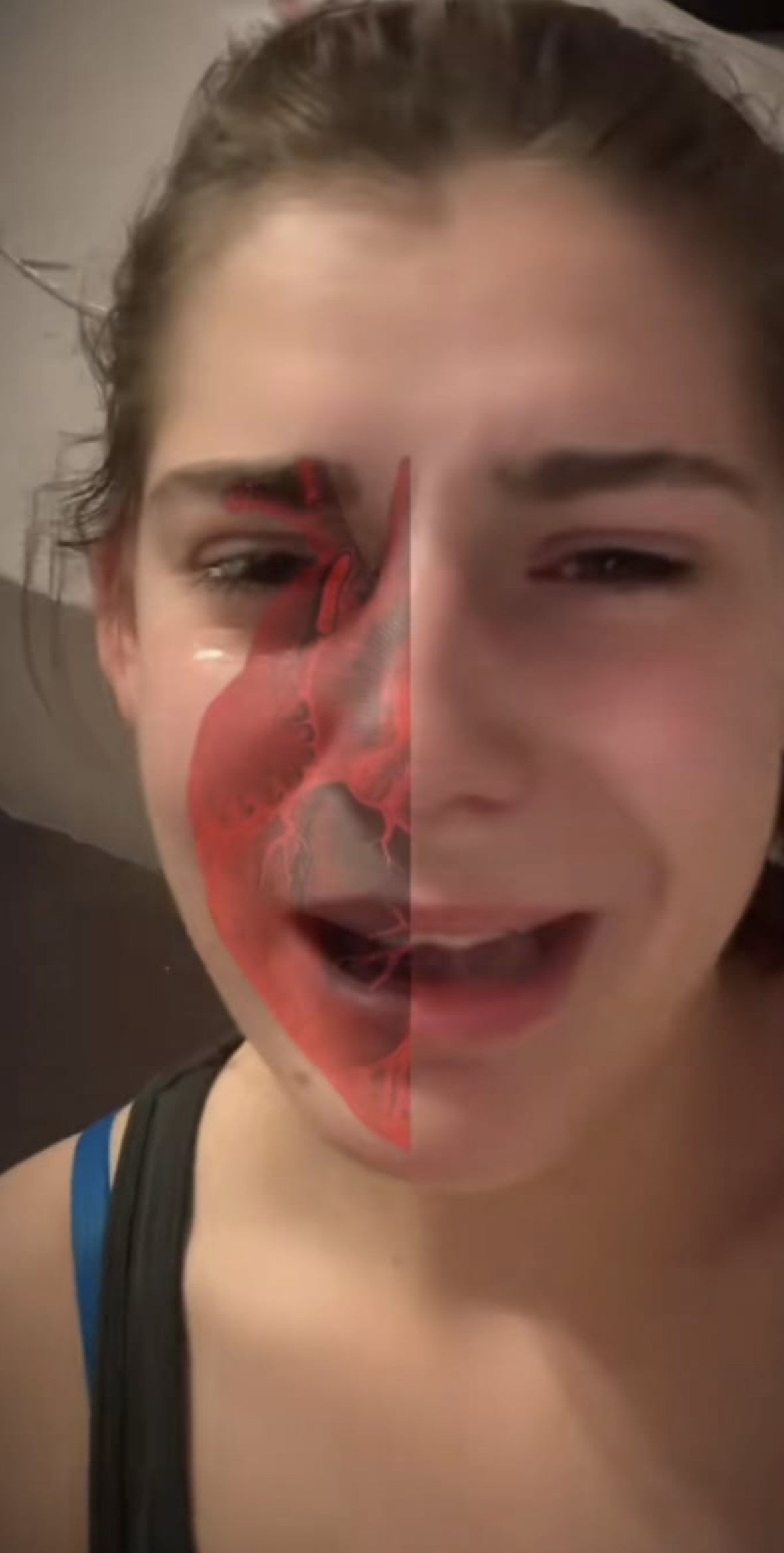 JosieMattekowitsch Heult rum wie eine kleine hure