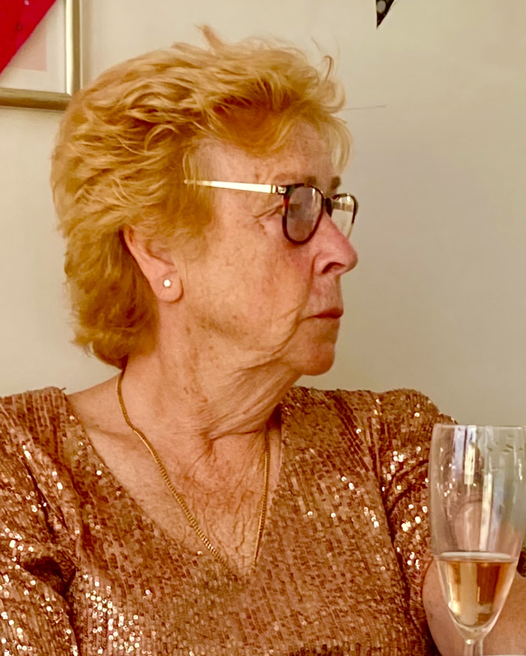 Cathy Cock Sucking Blowjob Slut Granny Sucking off a Big Cock