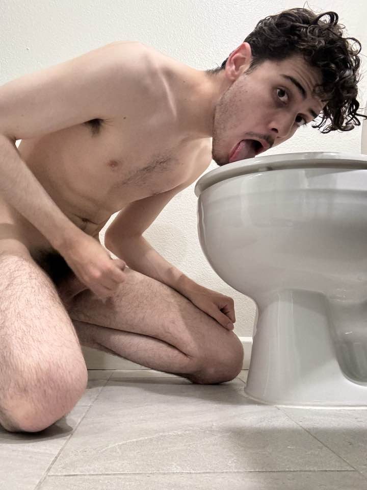 PICunt com Exposed faggot webslut toilet licker 