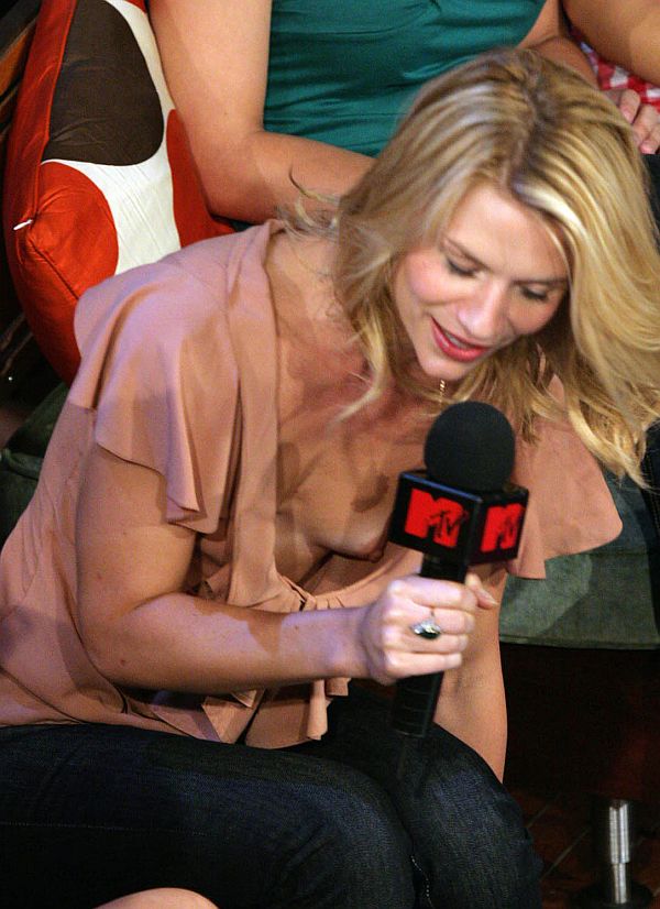Claire Danes Downblouse Tit Shot