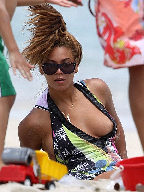 Beyonce Areola Slip