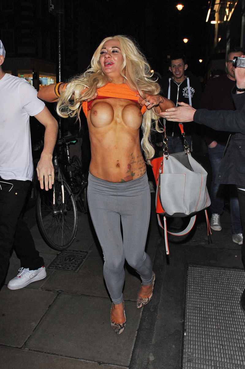 PICunt.com - Josie Cunningham Drunk & Flashing her Boobs in Public