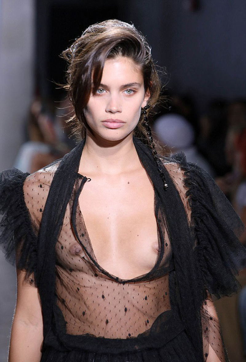 Sara Sampaio No Bra in Lacy Black Top on the Runway