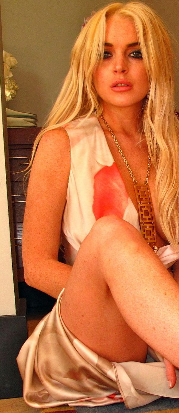 Lindsay Lohan Panty Upskirt