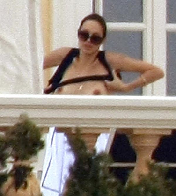 Angelina Jolie Topless In Cannes