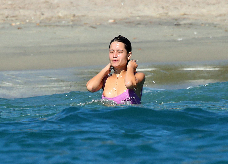 Tiger Lily Hutchence Boob Slip in the Surf