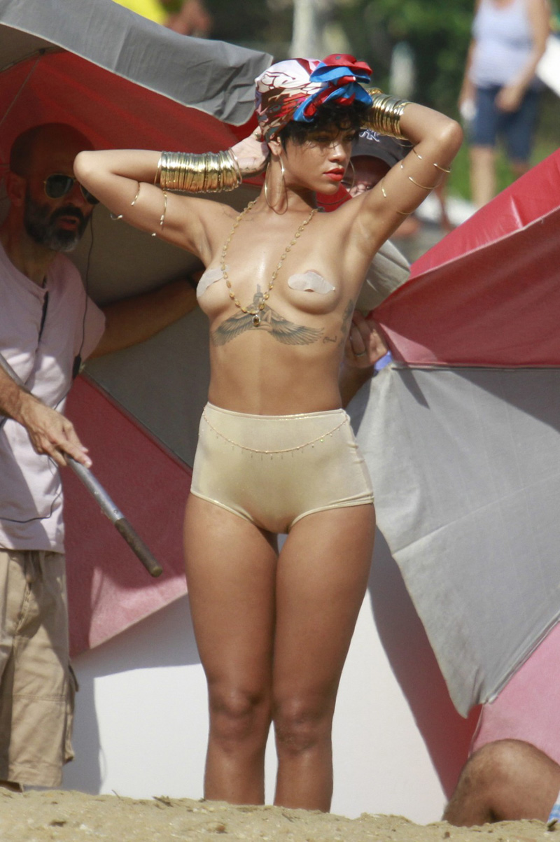 Rihanna's Triple Threat - Areola's, Pasties & Cameltoe