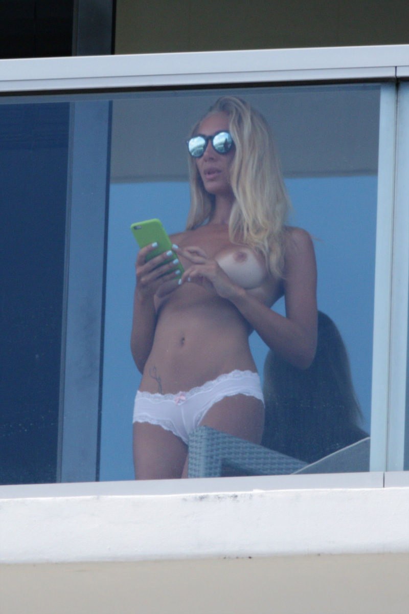 Laura Cremaschi Caught Topless on her Hotel Balcony