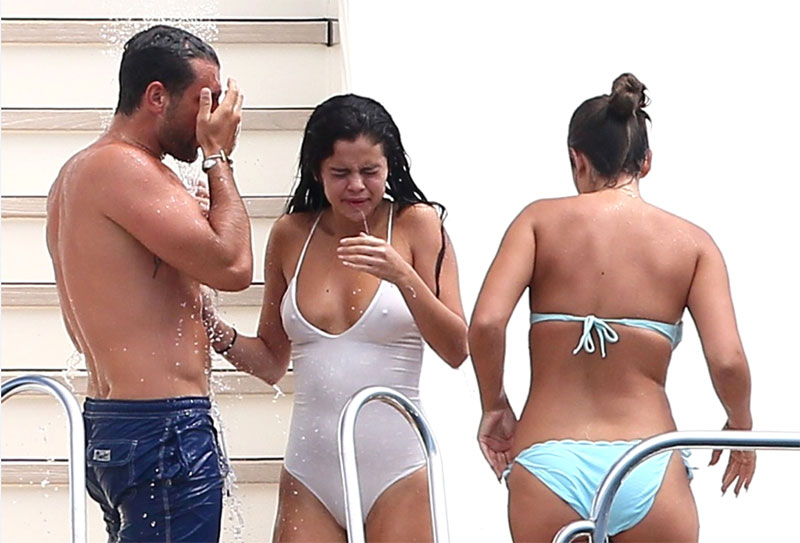 Selena Gomez Perky Pokies on the Sea