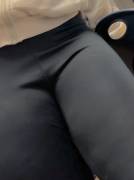Teen thighs creepshot