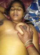 Indian woman big size boob cute nipple