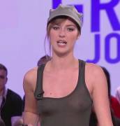Louise Bourgoin. Weather Girl on "Le Grand Journal" spoofing Le Grand Revolution while sporting a se