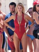 Kelly Rohrbach Flaunts Serious Cameltoe on 'Baywatch' Set
