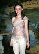 Alexis Bledel Oops