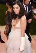 Lorde Areola Peek at the Met Gala