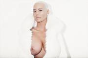 Amber Rose Freeing a Nipple on Twitter