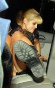 Kelly Osbourne Panty Upskirt