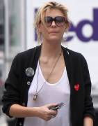 Mischa Barton Puffies